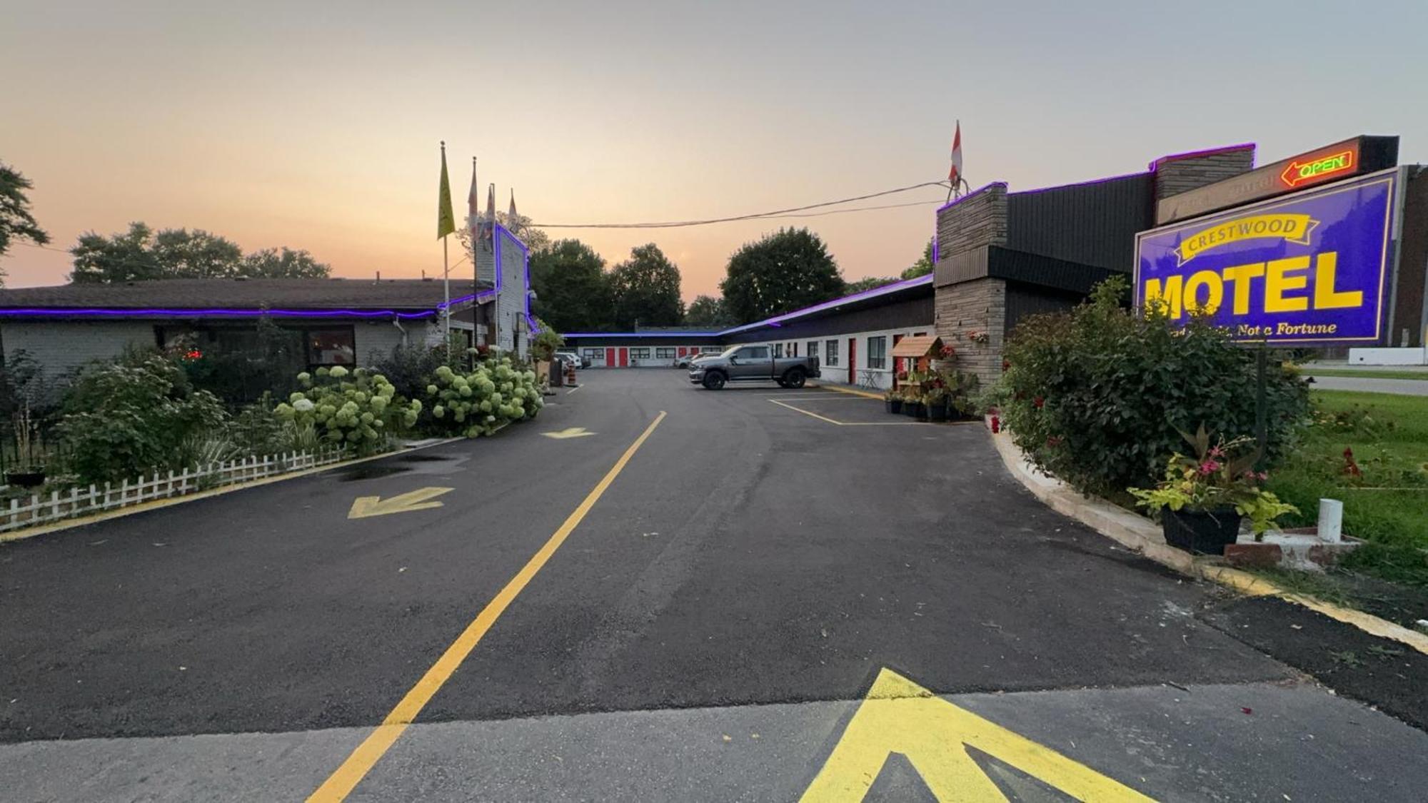 Crestwood Motel เบอร์ลิงตัน ภายนอก รูปภาพ